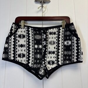 Black & White Patterned Women's Skort Shorts